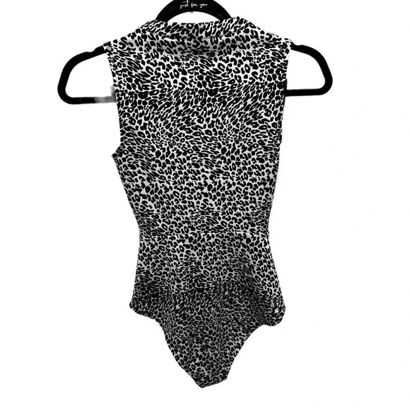 Hale Bob Amina Women's Gray Sleeveless Zip Up One-Piece‎ Swimsuit XS - Picture 3 of 6